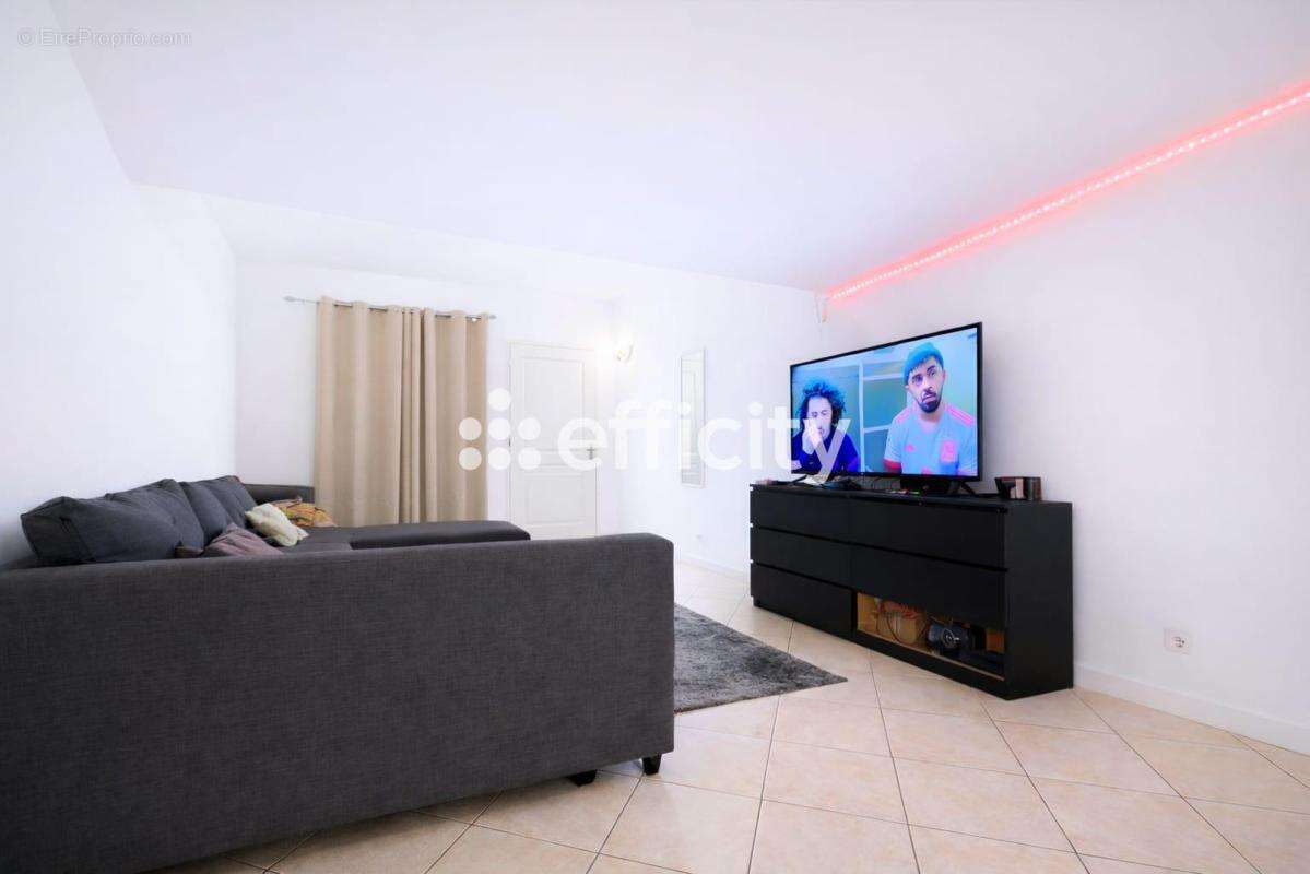 Appartement à MARSEILLE-13E