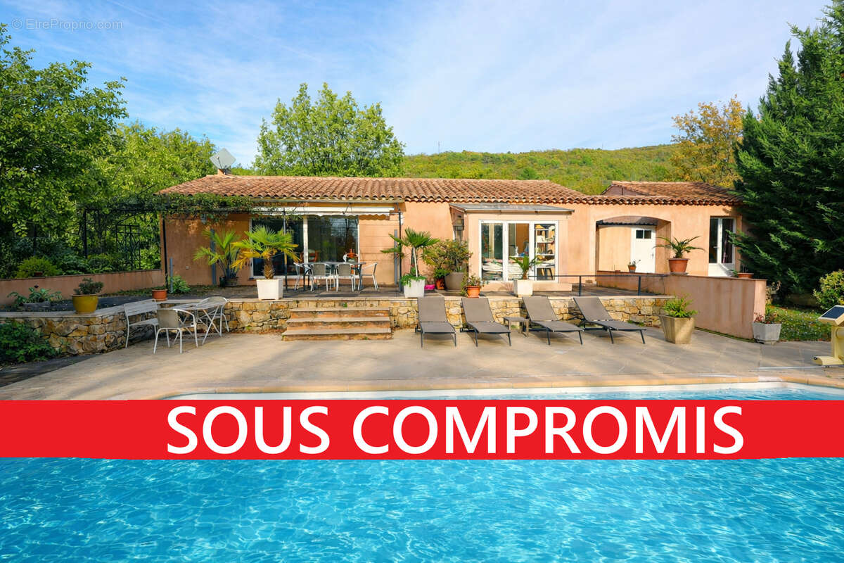 Maison à SAINT-CEZAIRE-SUR-SIAGNE