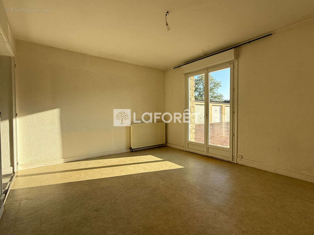 Appartement à SAINTES