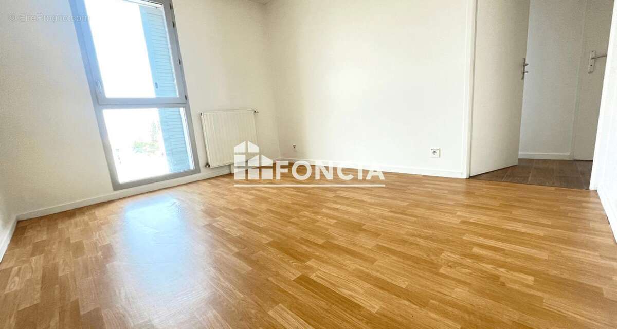 3 pieces 55m2 - parking - terrasses - 3eme etage  proche gare - - photo 5