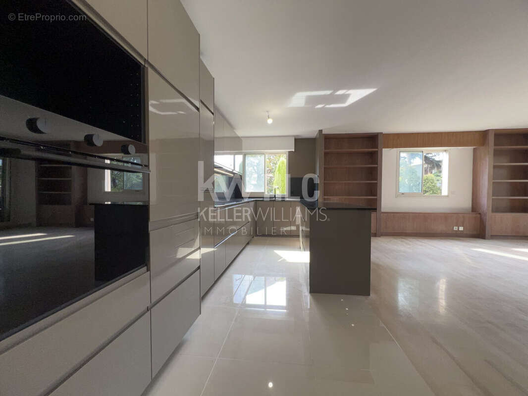 Appartement 94 m² à Cannes  - photo 2