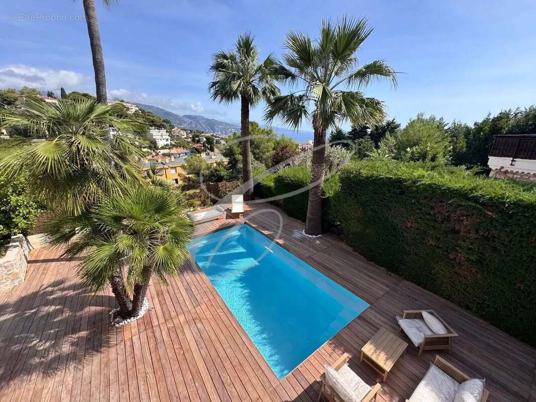 Maison à ROQUEBRUNE-CAP-MARTIN