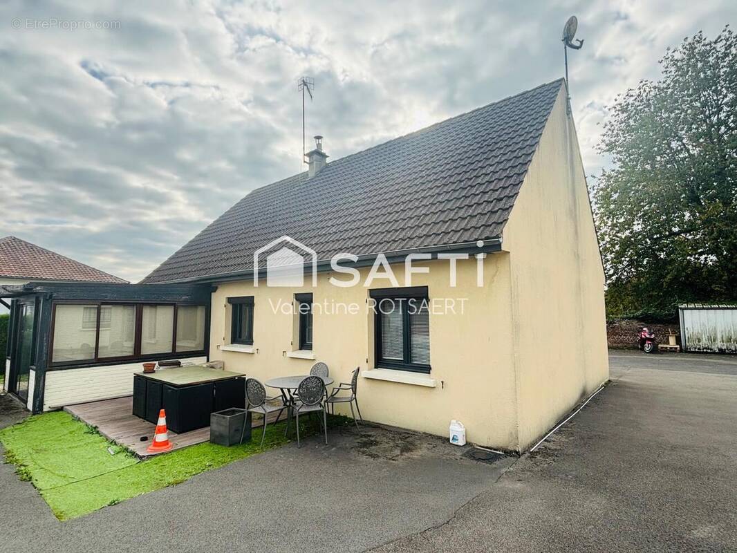 Photo 1 - Commerce à THOUROTTE