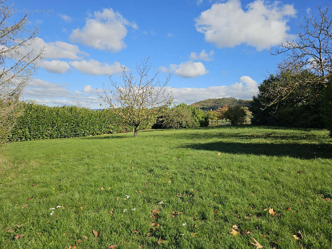Terrain à LA COTE-SAINT-ANDRE