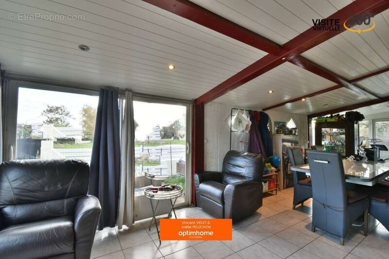 Maison à AMBARES-ET-LAGRAVE