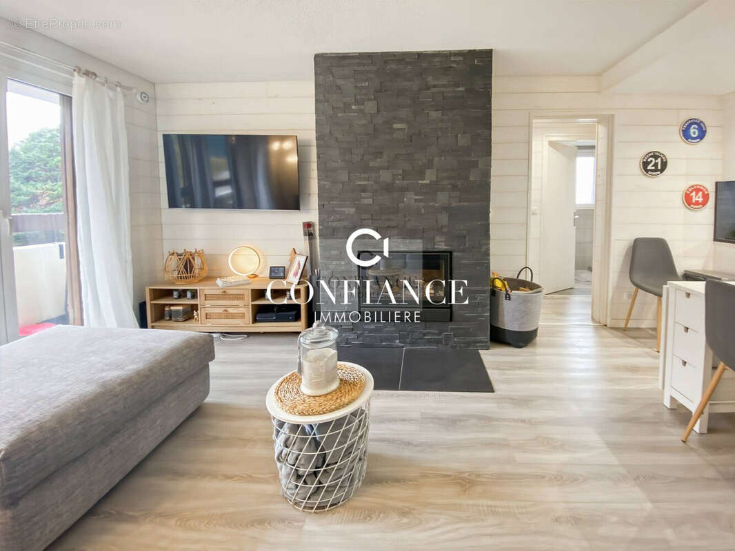 Appartement 65 m² à Saint-Etienne-De-Tinee  - photo 5