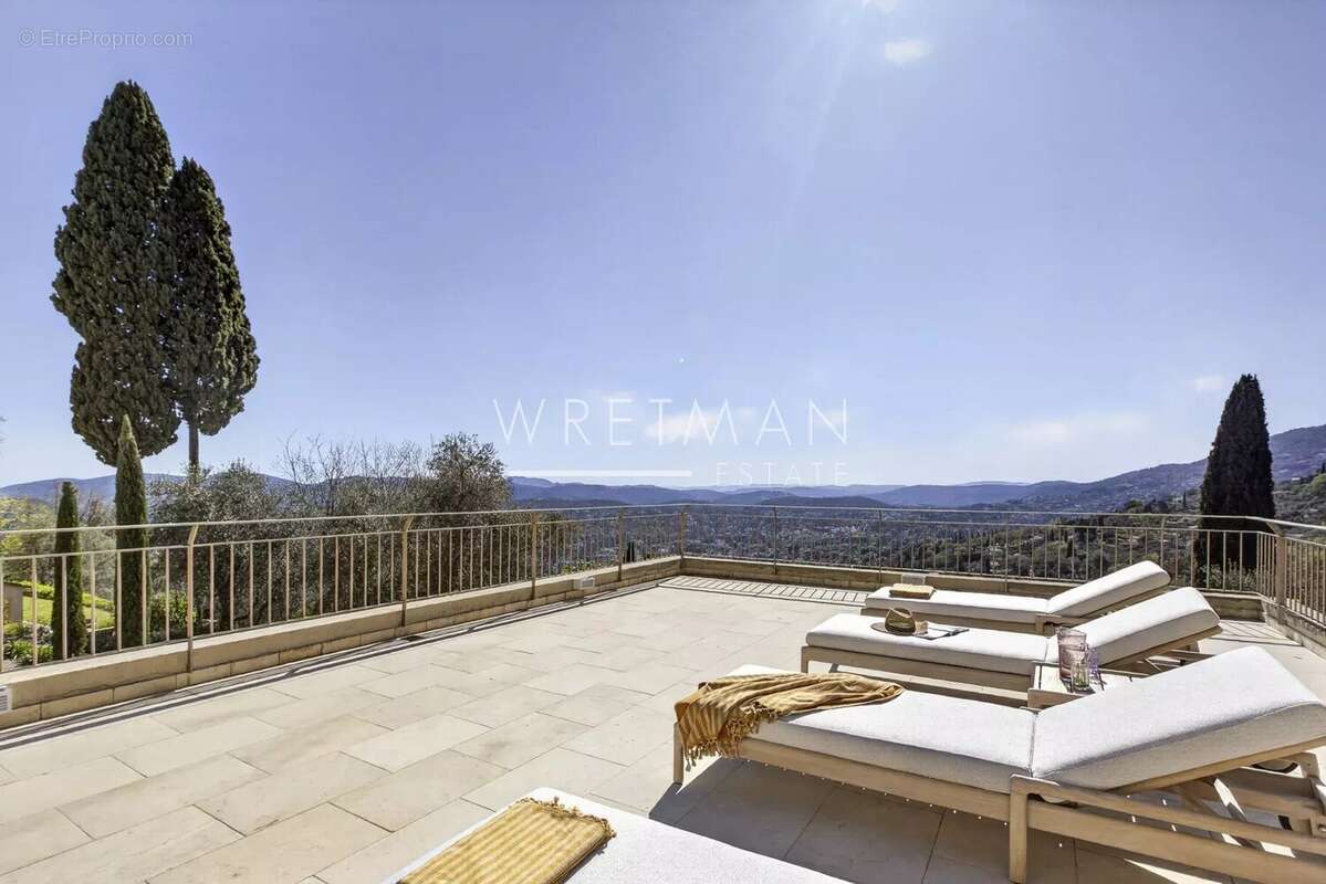 Villa moderne de 4 chambres avec grande piscine et vue spectaculaire – Cabris - photo 31
