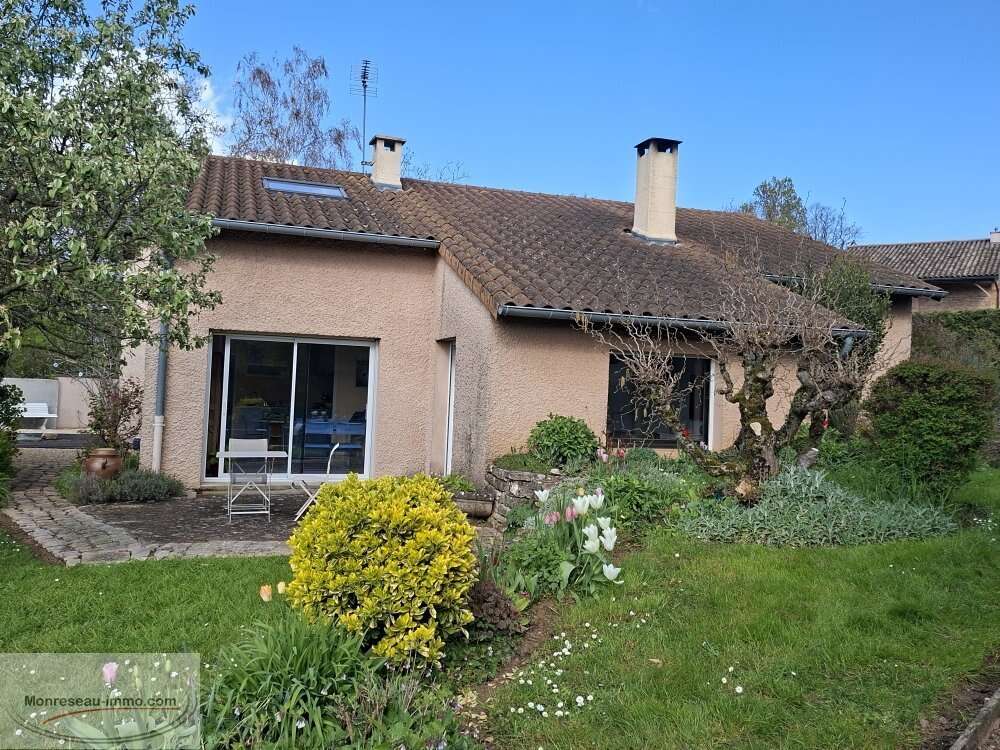 Maison à CHEVAGNY-LES-CHEVRIERES