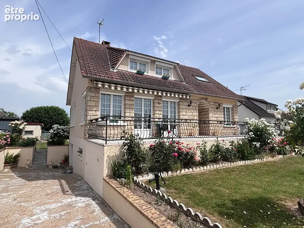 Maison à AUBEVOYE