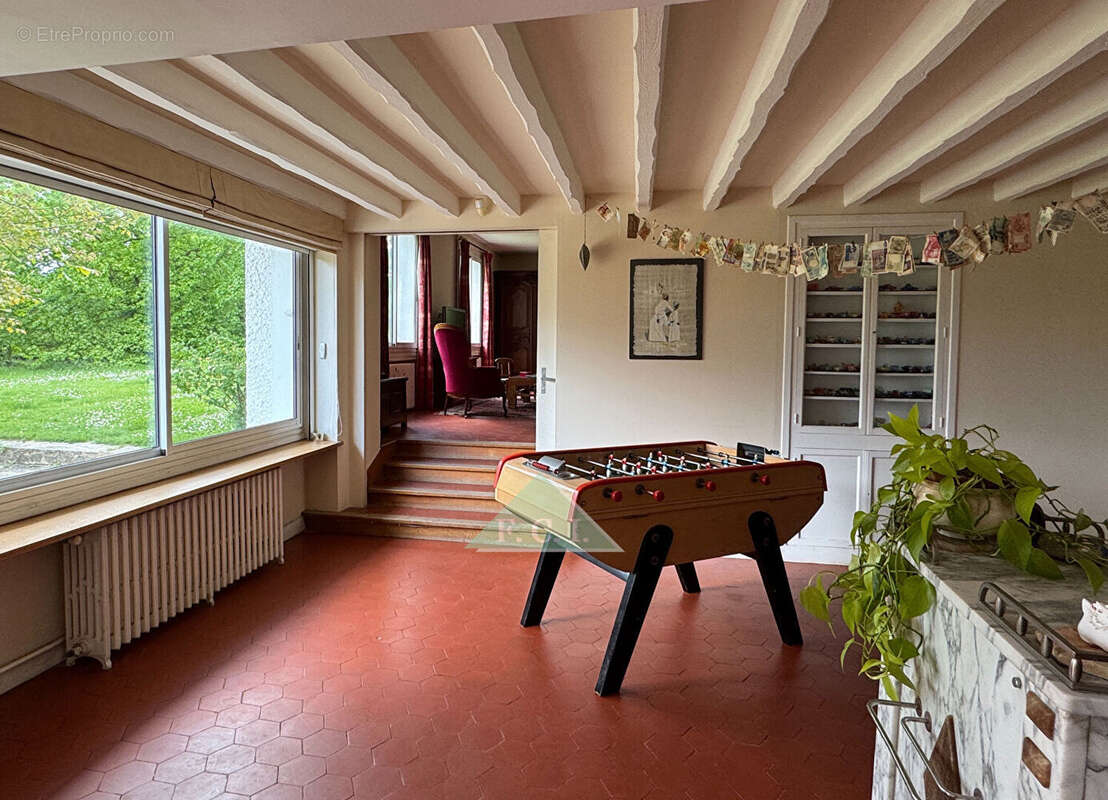 Maison à SAINT-MARTIN-DES-CHAMPS