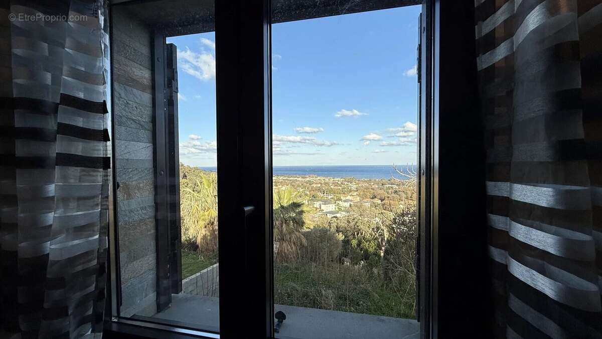 Villa standing - sublime vue mer - photo 14