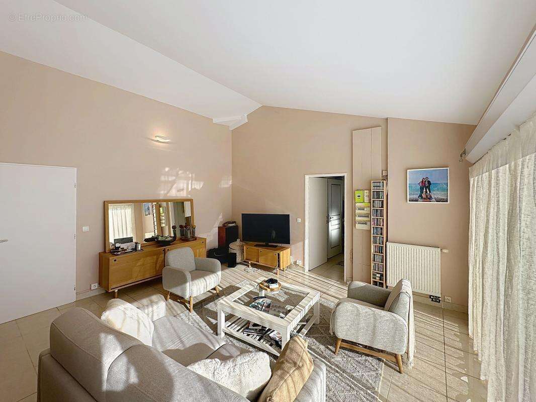 Maison à CAGNES-SUR-MER
