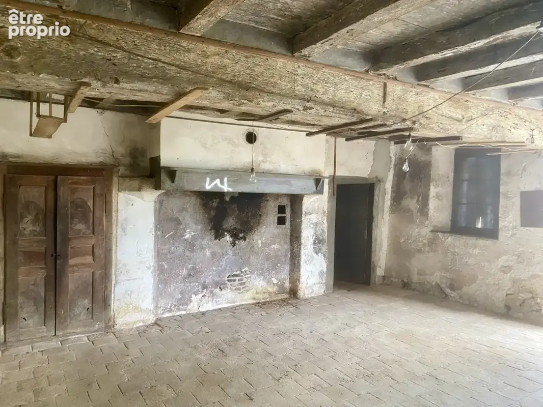 Ancienne maison vigneronne avec son cuvage cave et  dependances - photo 6