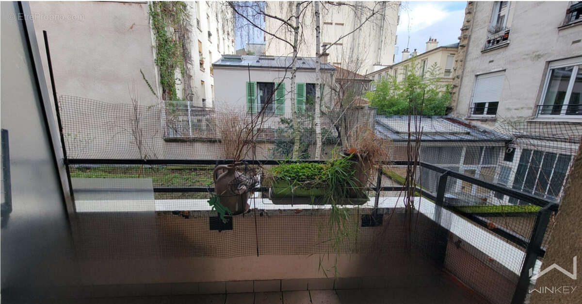 Appartement à PARIS-10E