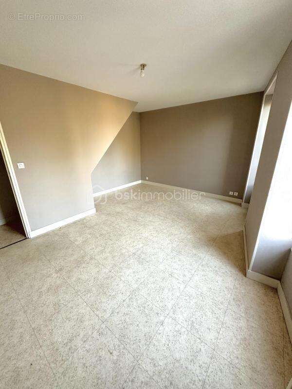 Appartement à LE CHATELET-EN-BRIE