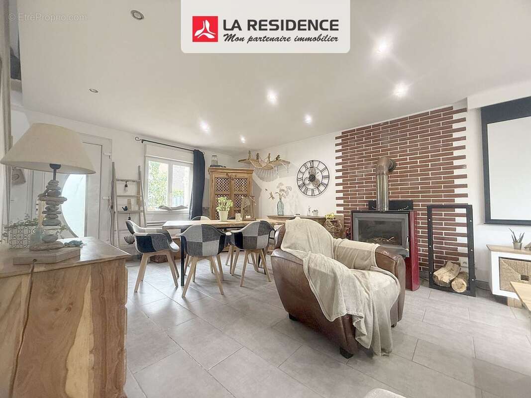 Maison à BONNIERES-SUR-SEINE