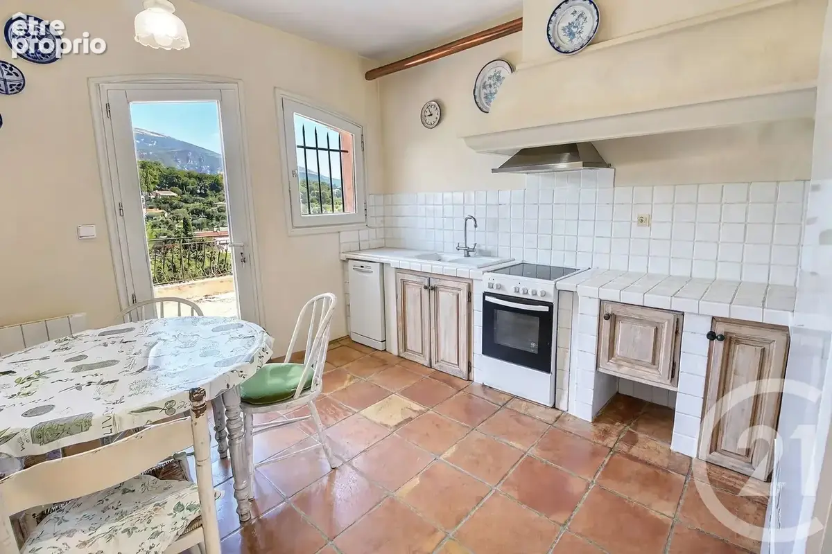 Maison 4 pièces 163 m² à vendre à Le Rouret (06650) - photo 7