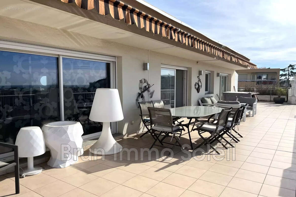 Appartement à NICE