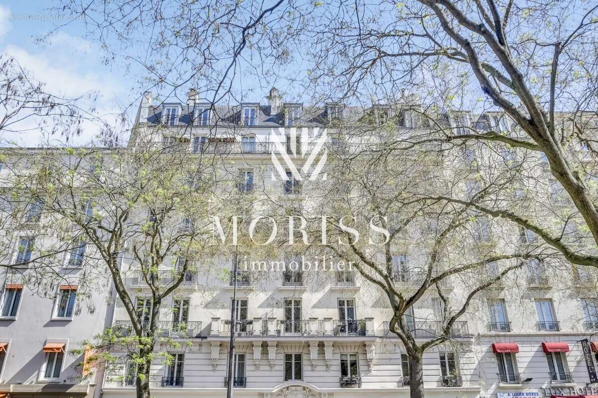 Appartement à PARIS-12E