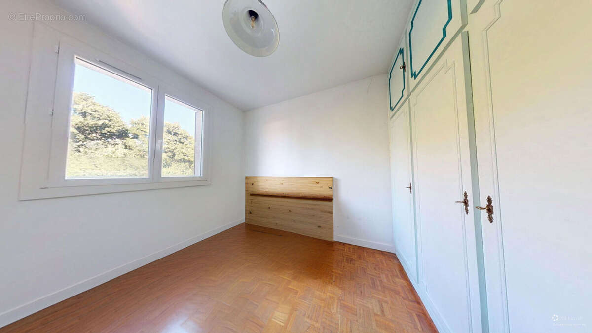 Appartement 3 pièces de 68,21 m2 secteur Palais des Sports - photo 5