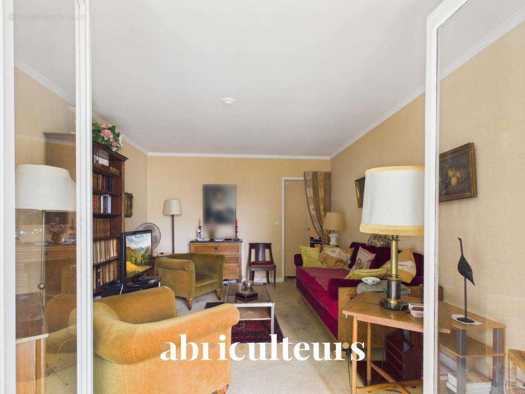 Appartement à VERSAILLES