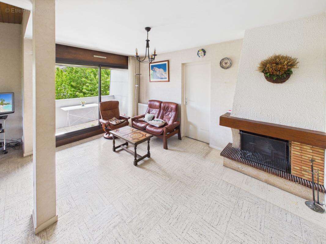 Appartement à SAINT-BALDOPH