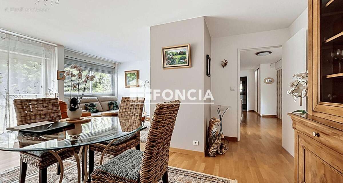 Appartement à DEVILLE-LES-ROUEN
