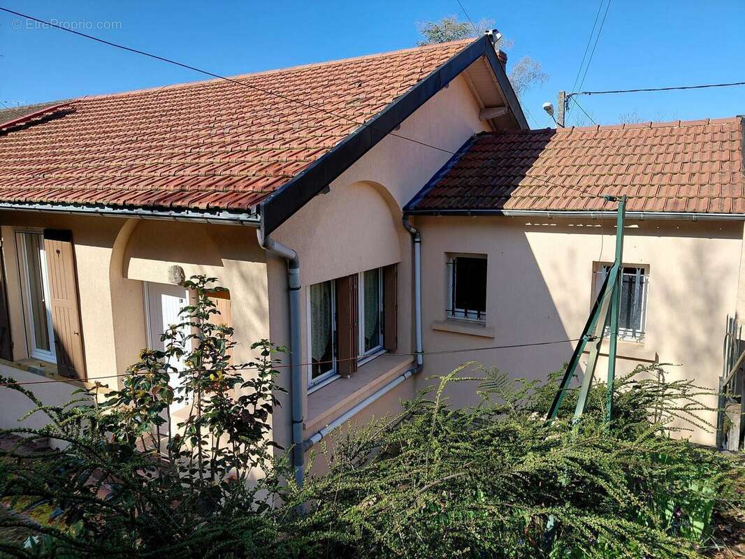 Photo 3 - Maison à COURS-LA-VILLE