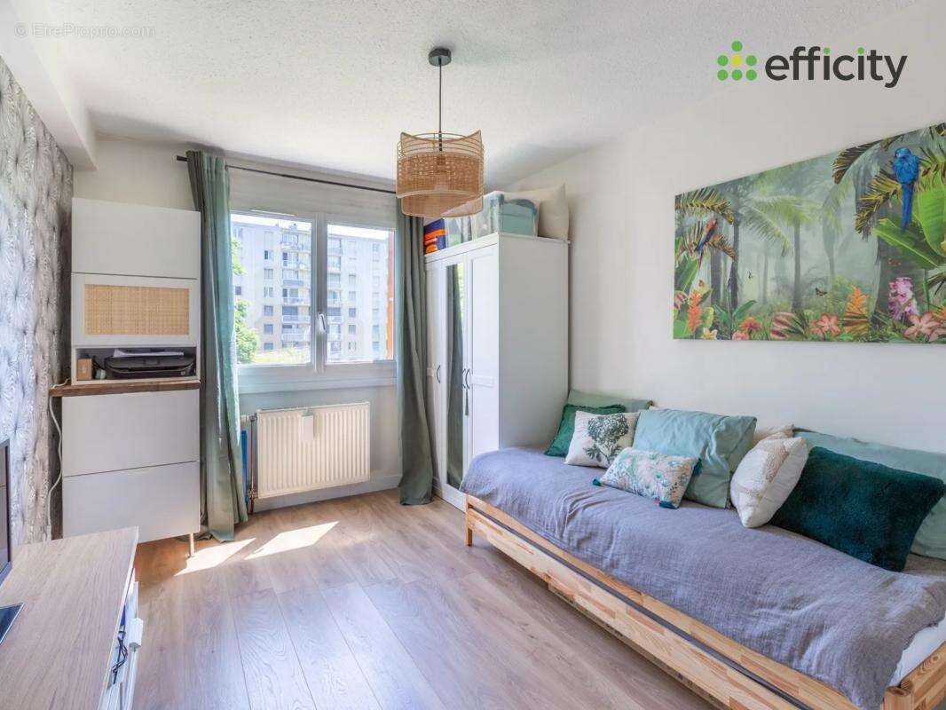 Appartement à BOURGOIN-JALLIEU