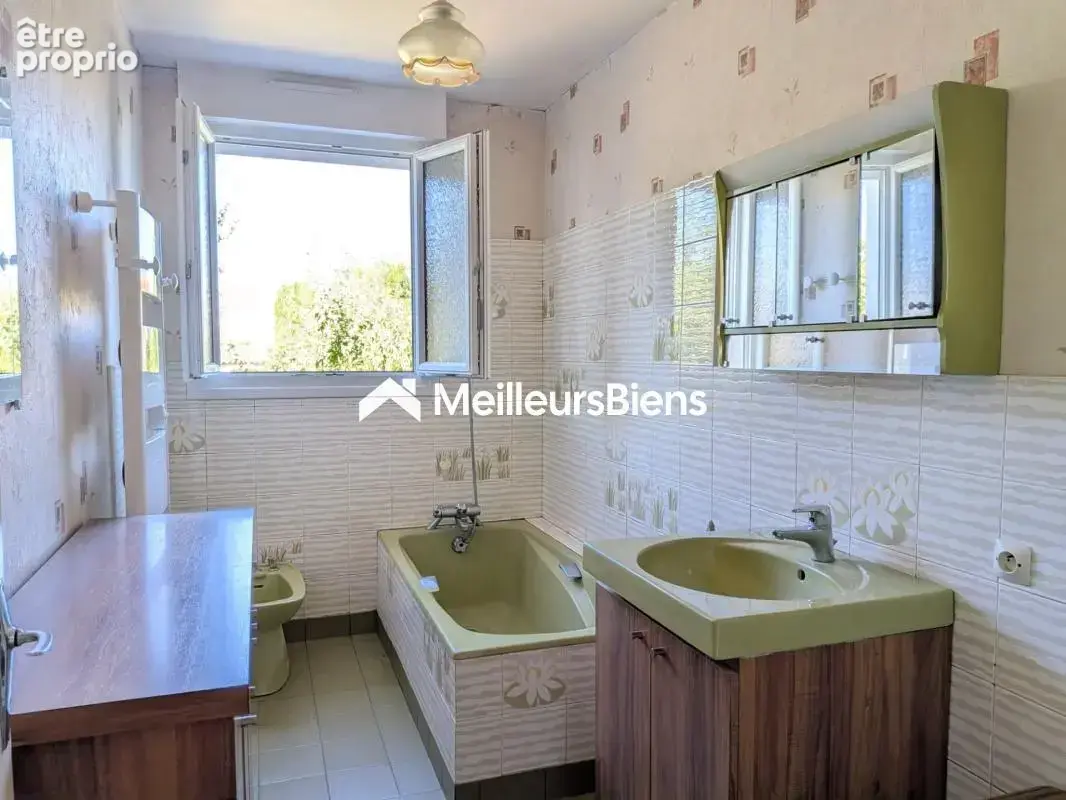 Maison familiale 110m2 quartier descartes cholet - photo 9