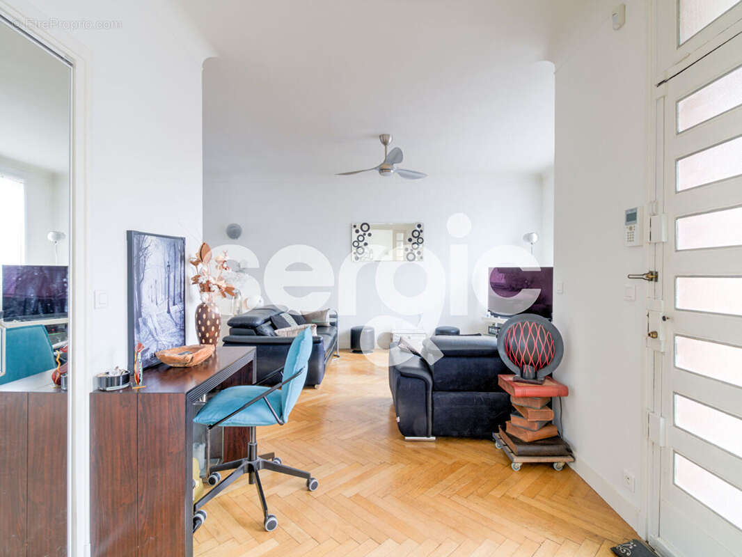 Maison à BOIS-COLOMBES