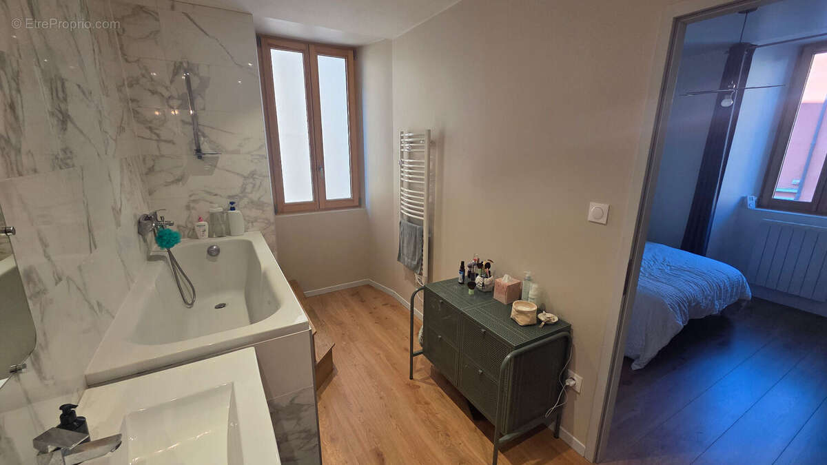 Appartement à BONNEVILLE