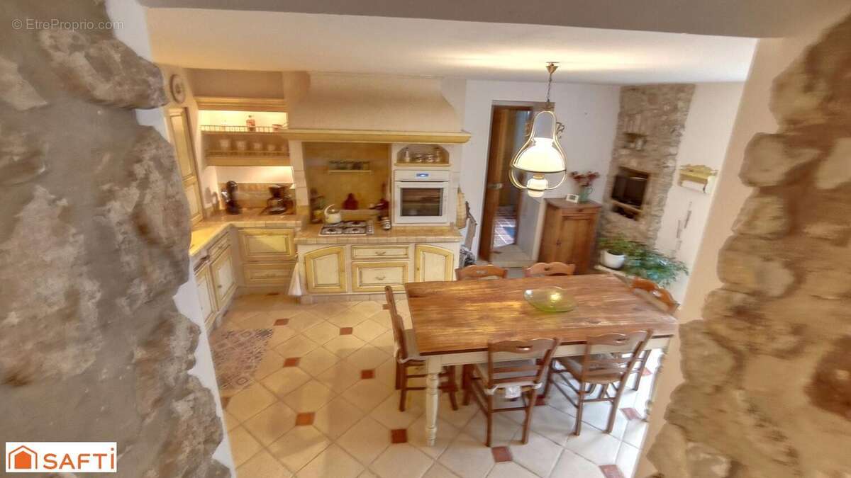 Maison 180 m² à Villette  - photo 7