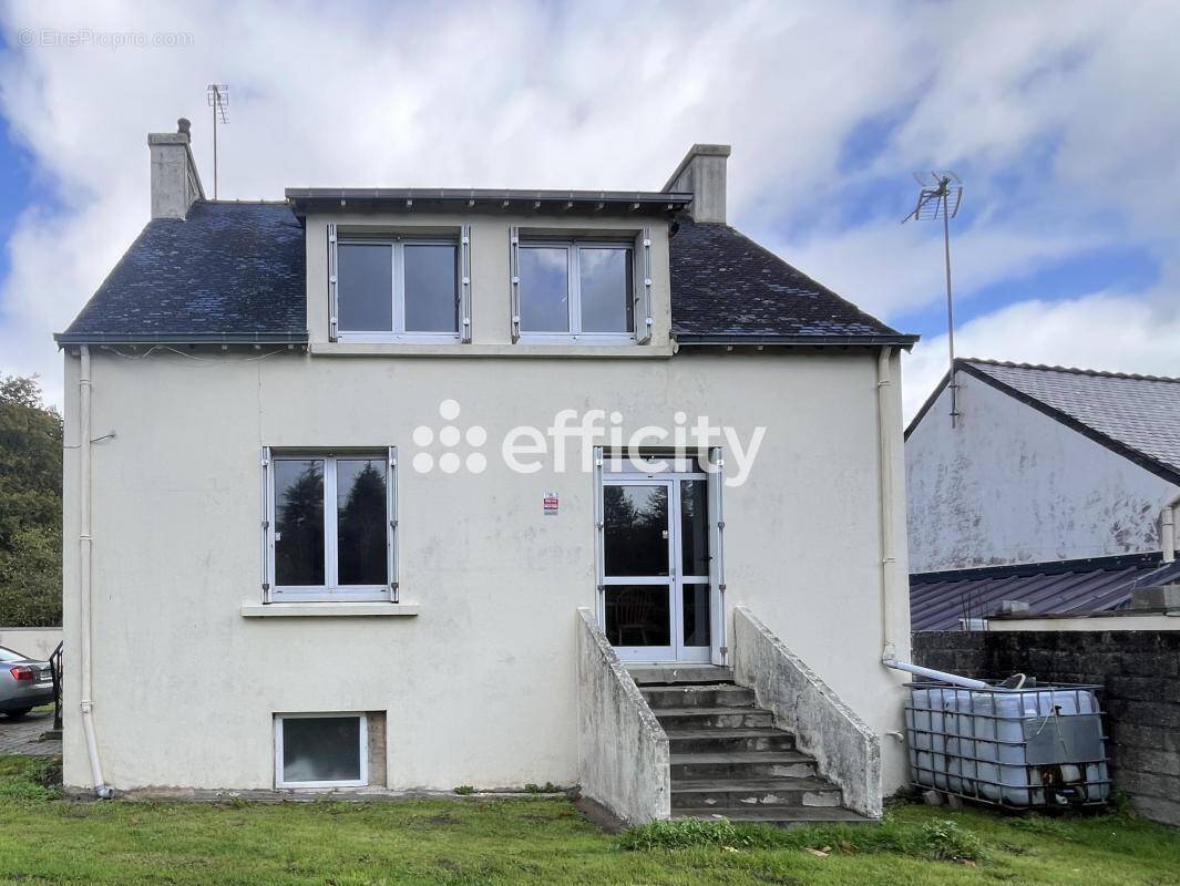 Maison à RIEC-SUR-BELON