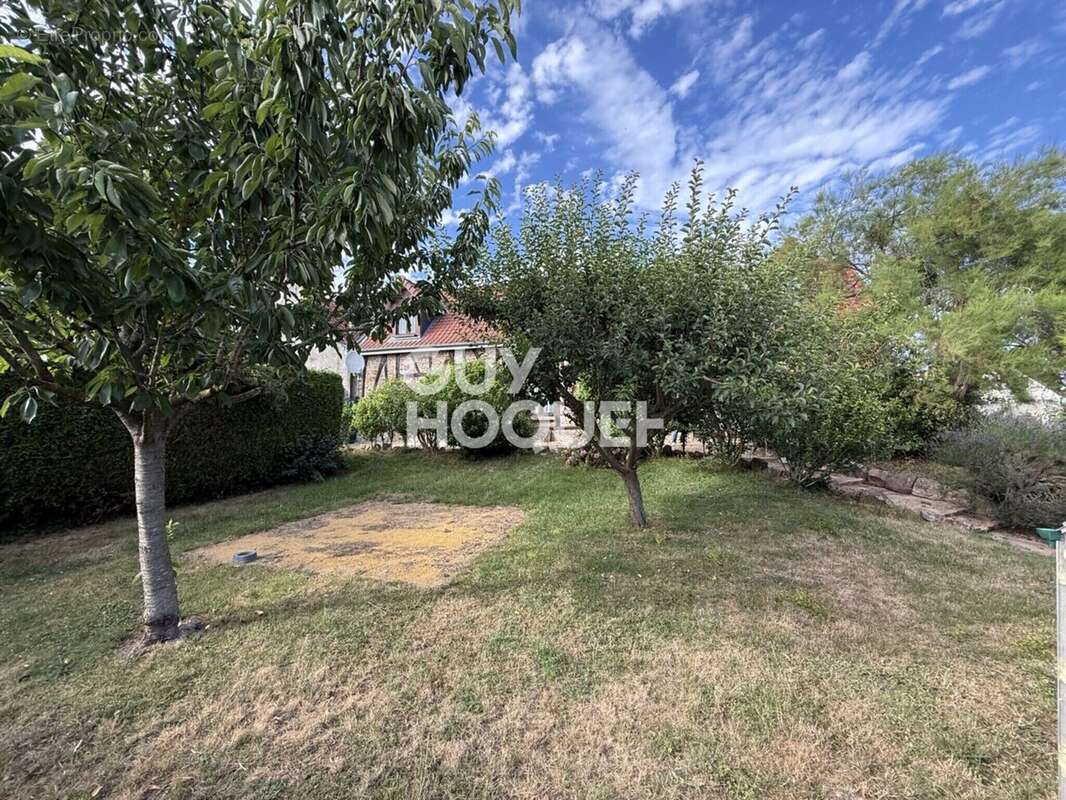 Maison 115 m² à Saint-Vaast-En-Chaussee  - photo 9