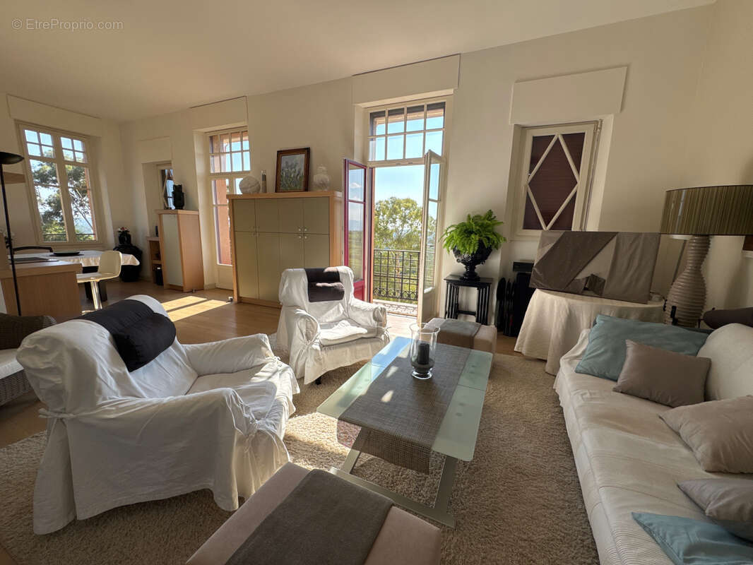 Appartement à SAINT-RAPHAEL