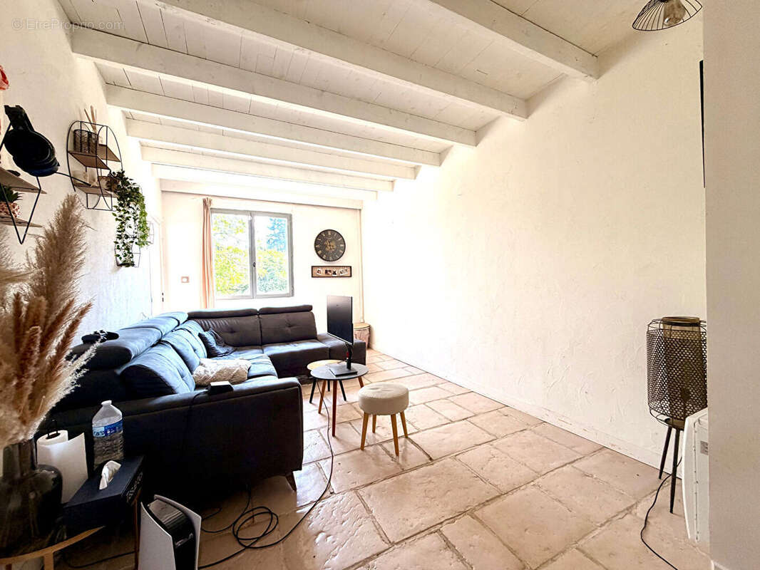 Maison au calme 10 pièce(s) 190 m2 - photo 5