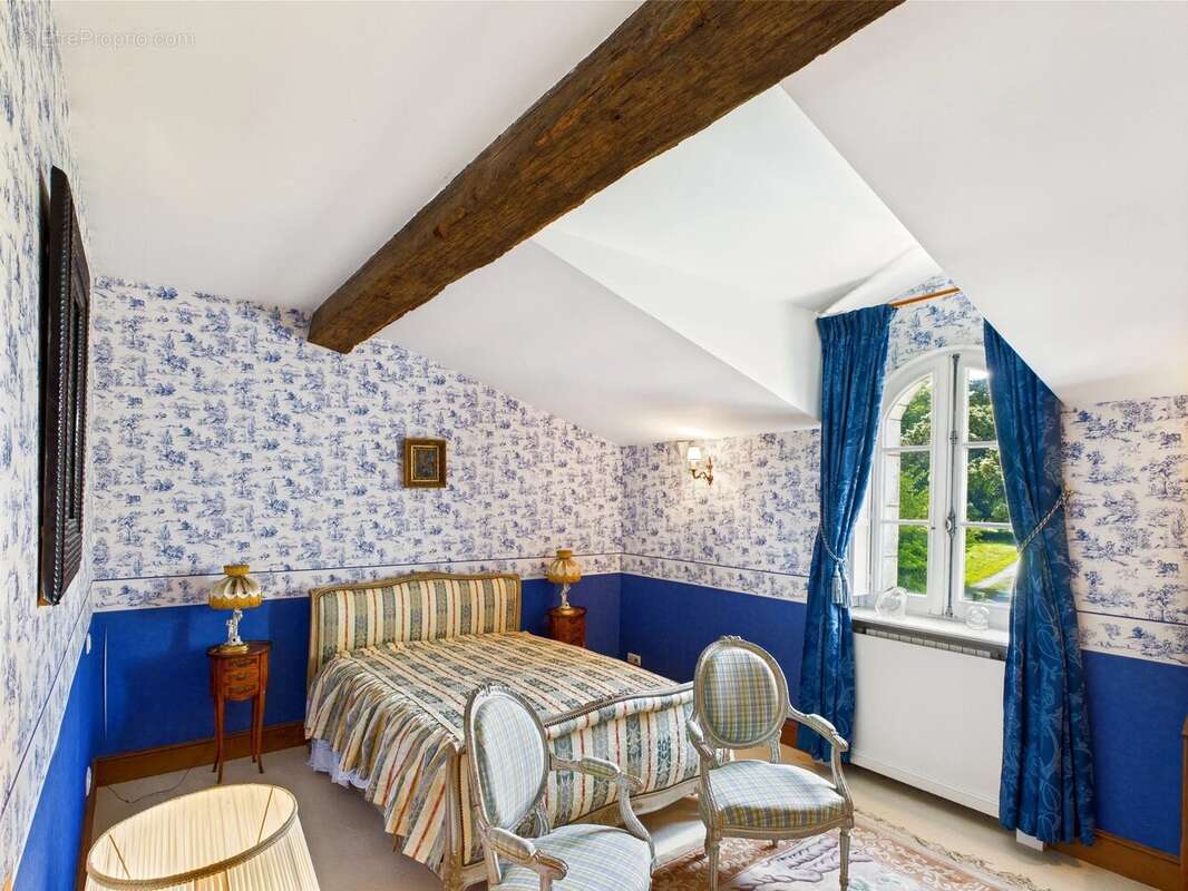 Élégant château de la fin du XXᵉ siècle avec maison d’amis — à 30 minutes de Saint-Émilion - photo 9