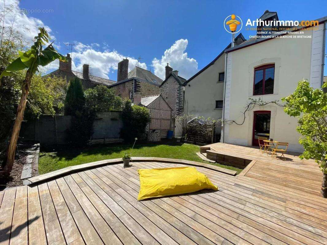 Maison à LA GUERCHE-DE-BRETAGNE