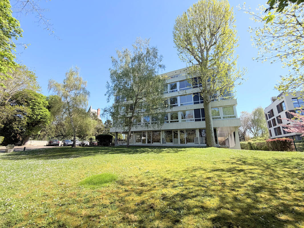 Appartement à RUEIL-MALMAISON