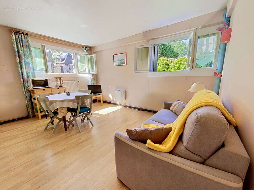 Appartement à HOULGATE