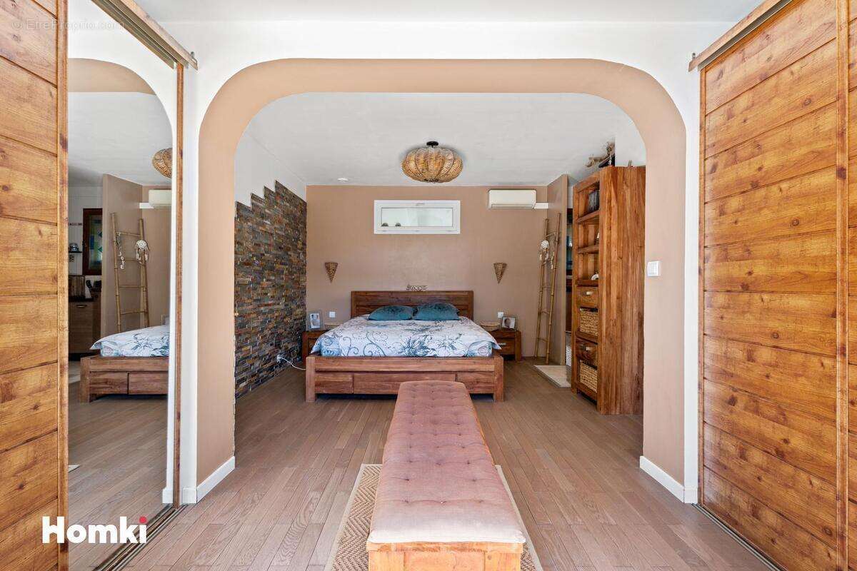 Maison à VILLENEUVE-LOUBET