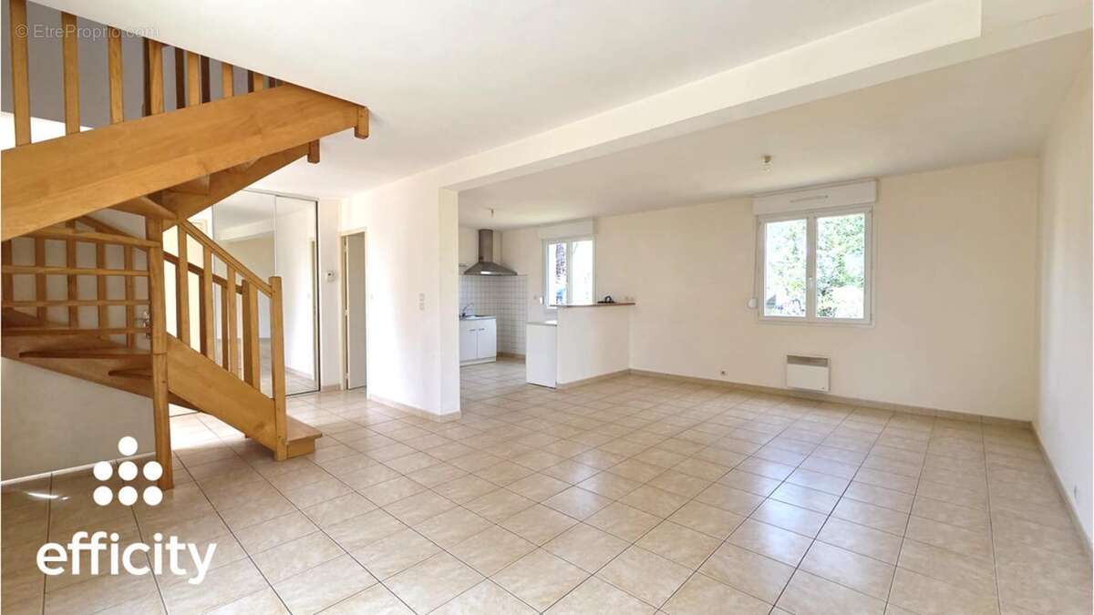 Maison 77 m² à Messac  - photo 3