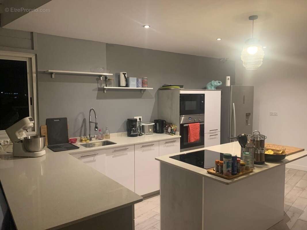 Appartement à POINTE-A-PITRE