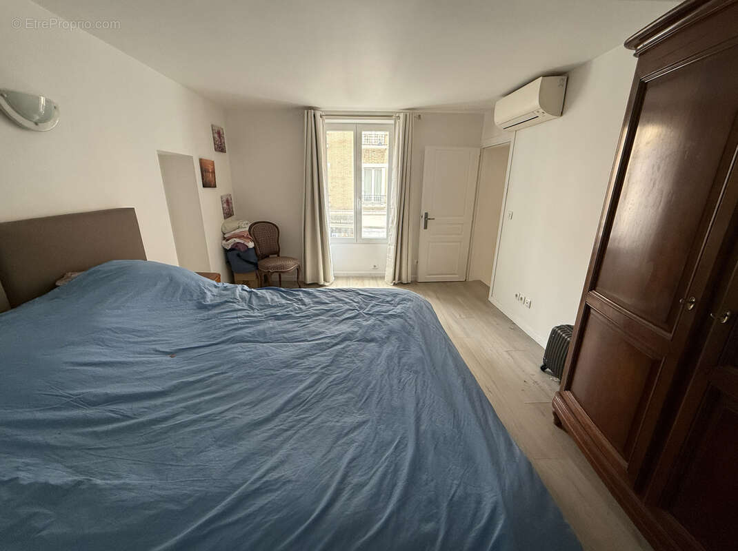 Appartement à PARIS-11E