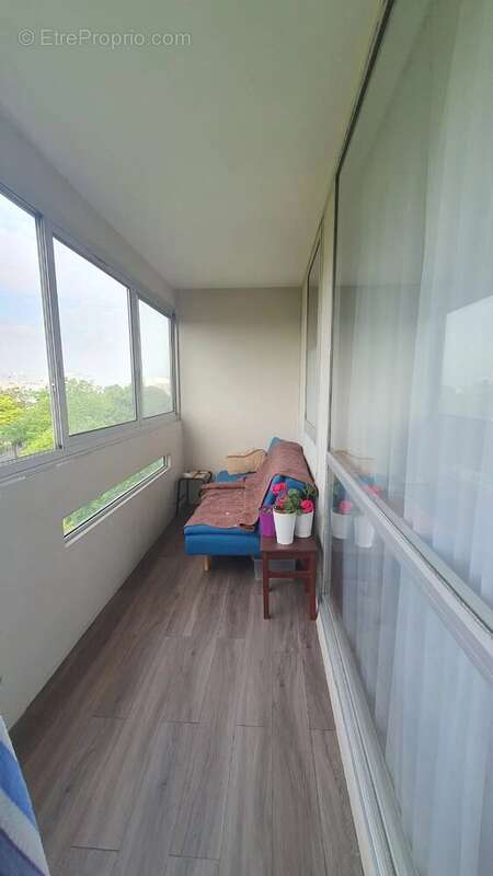 Appartement à SARTROUVILLE