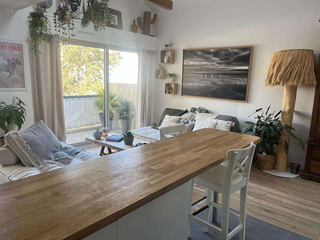 Appartement à LE POULIGUEN