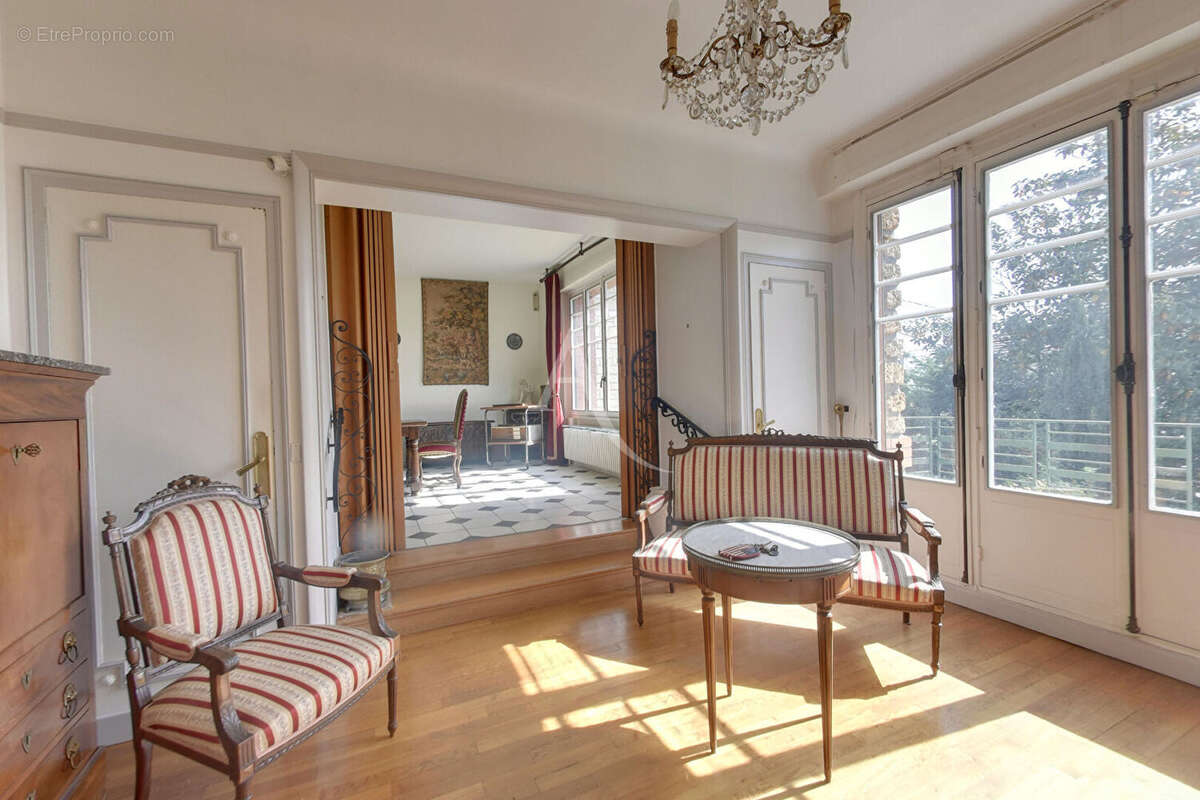 Maison à MONTREUIL