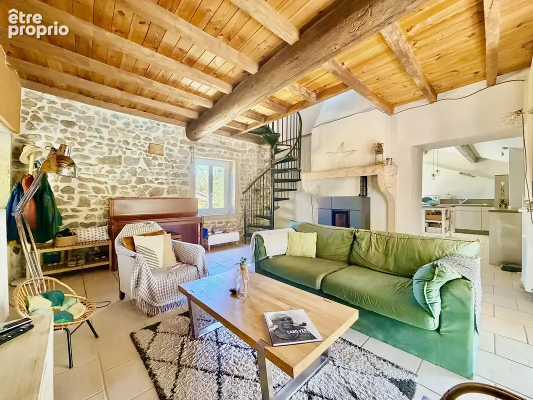 Maison Bully 110 m2 - 3 chambres, Piscine. - photo 5
