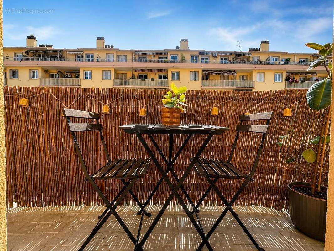   - Appartement à NICE